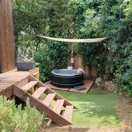 公寓 Joli Climatise Avec Jacuzzi Prive Et Entree Independante Fréjus